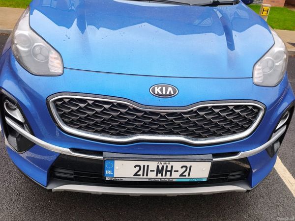 Kia Sportage SUV, Diesel Hybrid, 2021, Blue