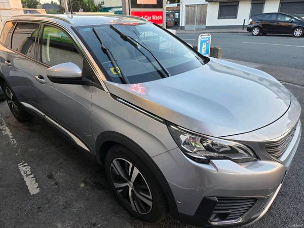 Peugeot 5008 MPV, Diesel, 2020, Grey