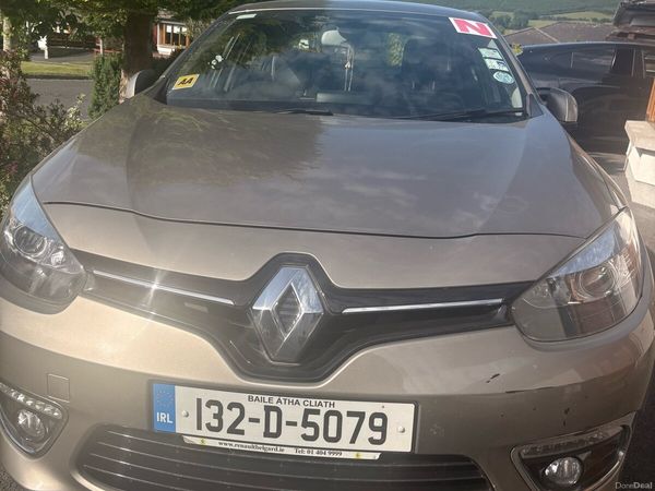 Renault Fluence Saloon, Diesel, 2013, Gold