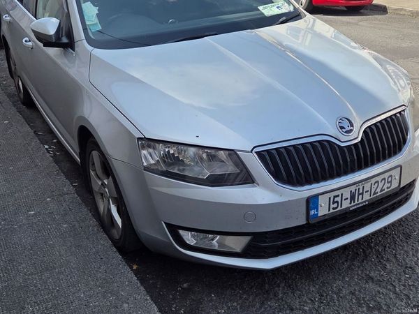 Skoda Octavia Saloon, Diesel, 2015, Silver