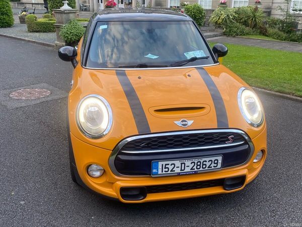 Mini Cooper Hatchback, Petrol, 2015, Orange