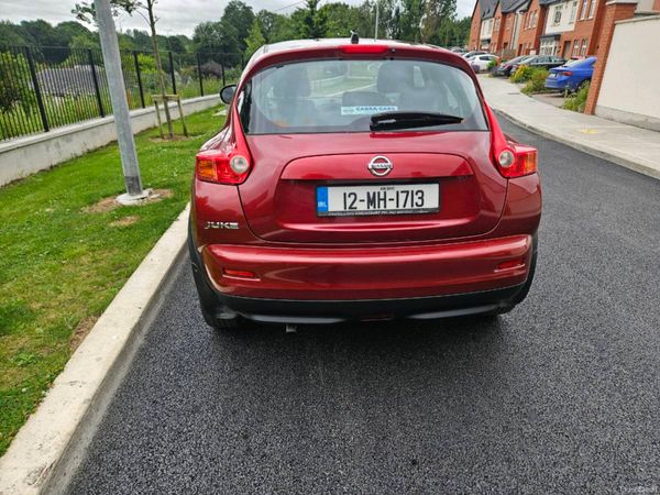 Nissan Juke SUV, Petrol, 2012, Red