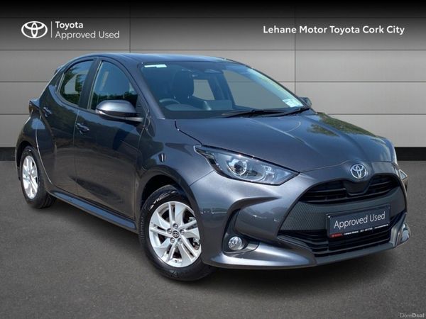 Toyota Yaris Hatchback, Petrol Hybrid, 2025, Grey