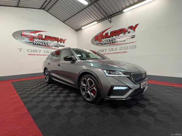 Skoda Octavia Estate, Petrol Hybrid, 2022, Grey