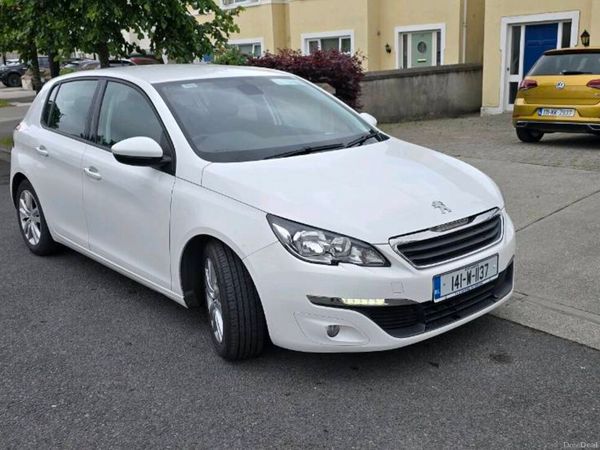 Peugeot 308 Hatchback, Diesel, 2014, White
