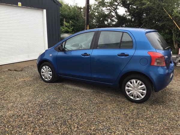 Toyota Yaris Hatchback, Petrol, 2007, Blue