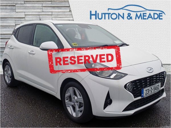 Hyundai i10 Hatchback, Petrol, 2023, White