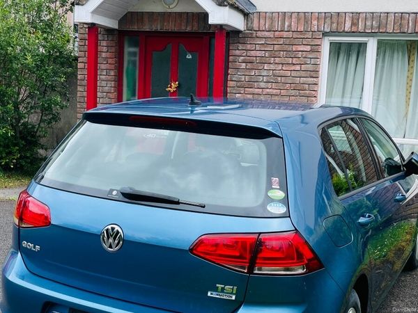 Volkswagen Golf Hatchback, Petrol, 2015, Blue