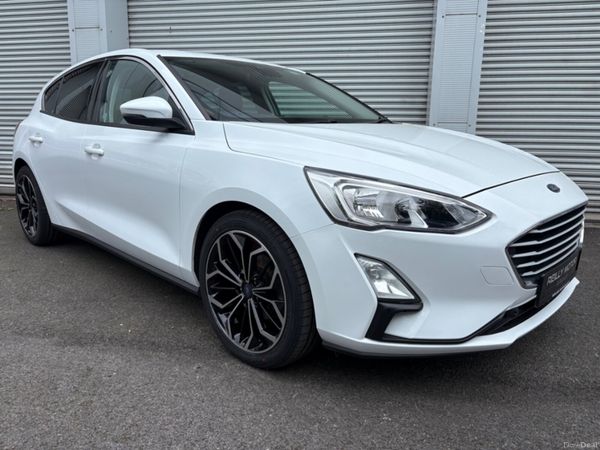 Ford Focus Hatchback, Petrol, 2019, White