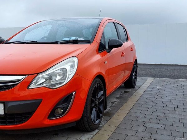 Opel Corsa Hatchback, Petrol, 2013, Red