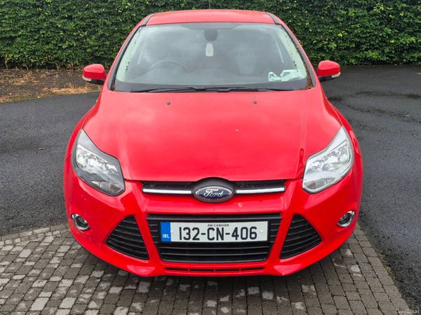Ford Focus Hatchback, Diesel, 2013, Red