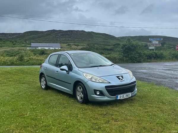 Peugeot 207 Hatchback, Diesel, 2010, Blue