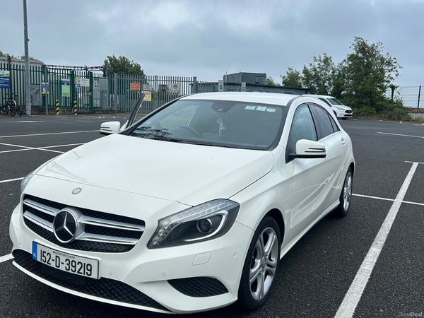 Mercedes-Benz A-Class Hatchback, Petrol, 2015, White