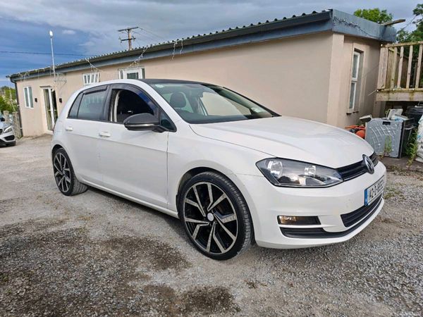Volkswagen Golf Estate, Diesel, 2014, White