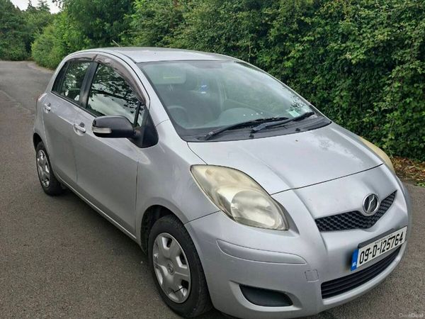 Toyota Vitz Hatchback, Petrol, 2009, Silver