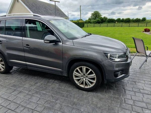 Volkswagen Tiguan SUV, Diesel, 2015, Grey