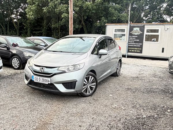 Honda Fit Hatchback, Petrol Hybrid, 2013, Silver