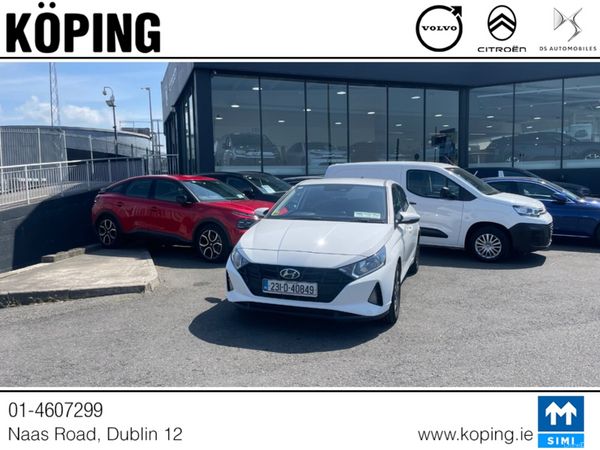 Hyundai i20 Hatchback, Petrol, 2023, White