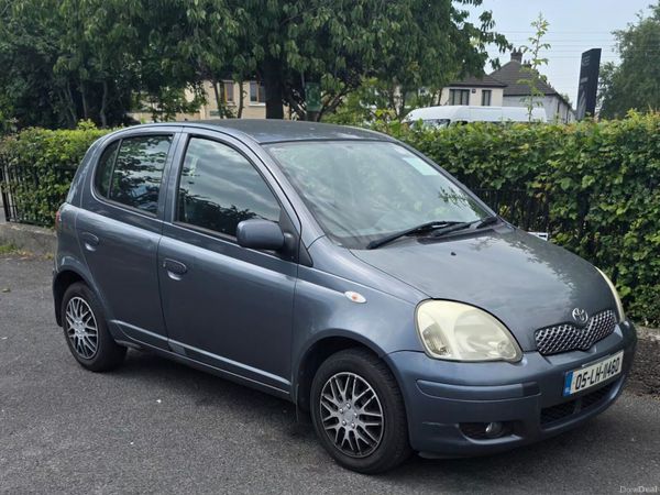 Toyota Yaris Hatchback, Petrol, 2005, Blue