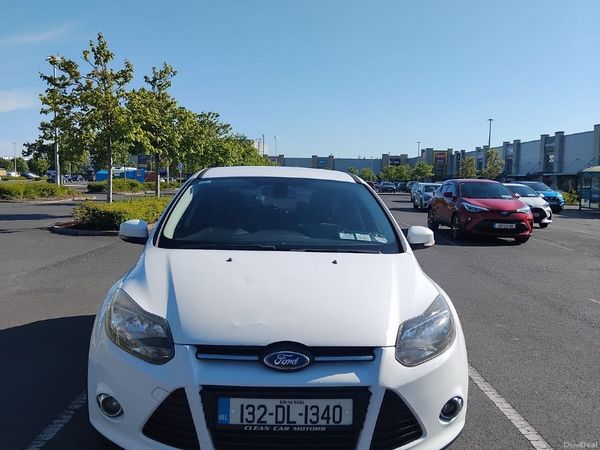 Ford Focus Hatchback, Diesel, 2013, White
