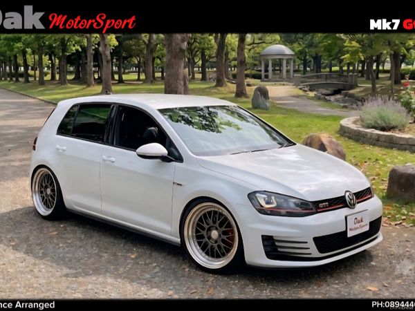 Volkswagen Golf Hatchback, Petrol, 2016, White