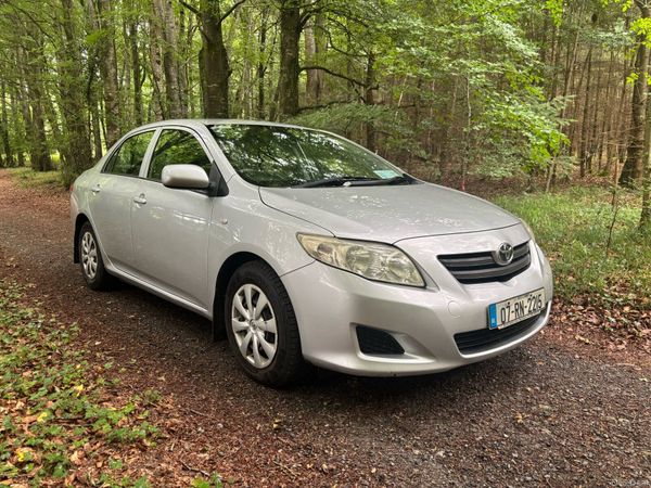Toyota Corolla Saloon, Petrol, 2007, Silver