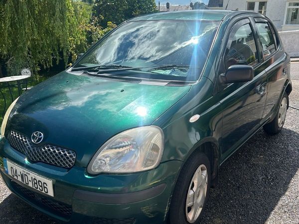 Toyota Yaris Hatchback, Petrol, 2004, Green