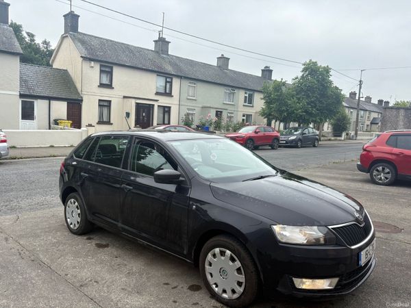 Skoda Rapid Hatchback, Diesel, 2015, Black