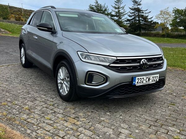 Volkswagen T-Roc SUV, Petrol, 2023, Grey