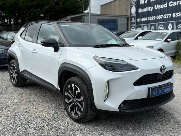 Toyota Yaris Cross SUV, Petrol Hybrid, 2024, White