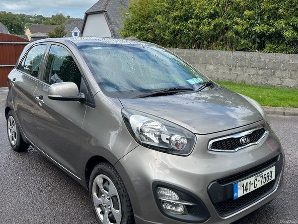 Kia Picanto Hatchback, Petrol, 2014, Silver