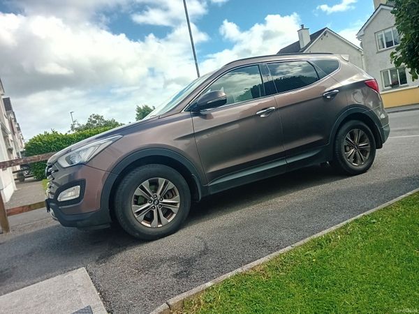 Hyundai Santa Fe SUV, Diesel, 2015, Bronze