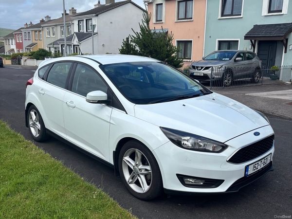 Ford Focus Hatchback, Diesel, 2015, White