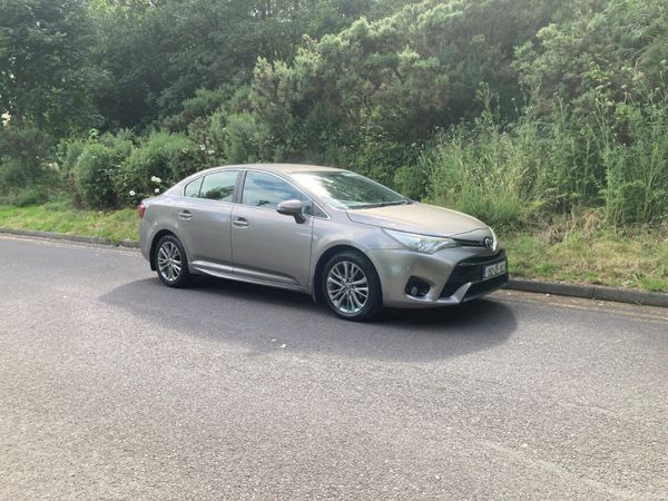 Toyota Avensis Saloon, Diesel, 2015, Bronze