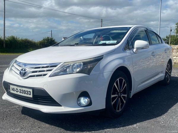 Toyota Avensis Saloon, Diesel, 2014, White