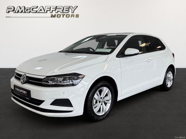 Volkswagen Polo Hatchback, Petrol, 2021, White