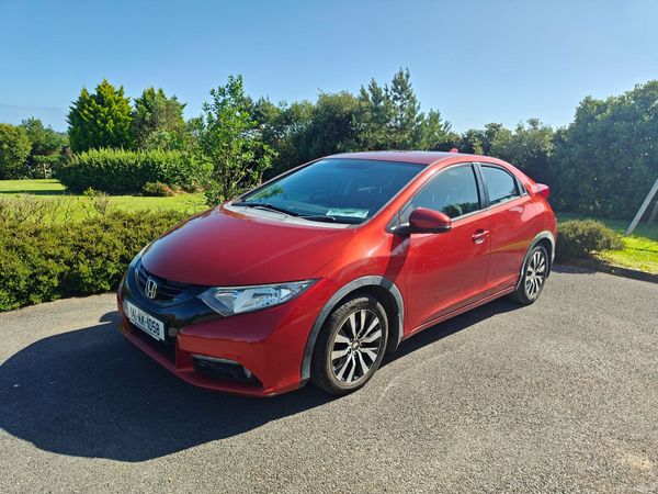 Honda Civic Hatchback, Diesel, 2014, Red