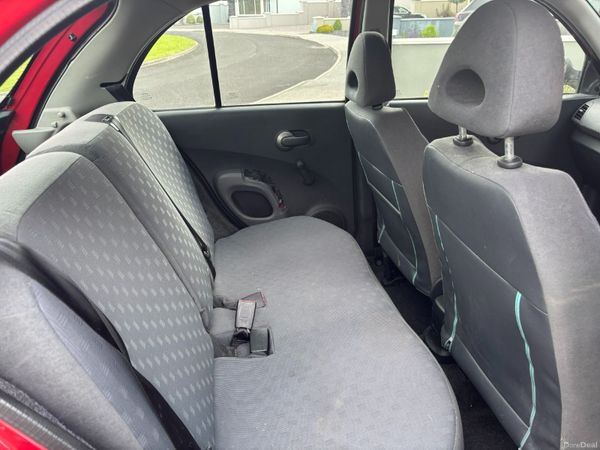 Nissan Micra Hatchback, Petrol, 2004, Red
