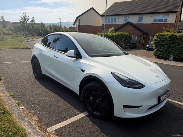 Tesla Model Y MPV, Electric, 2024, White