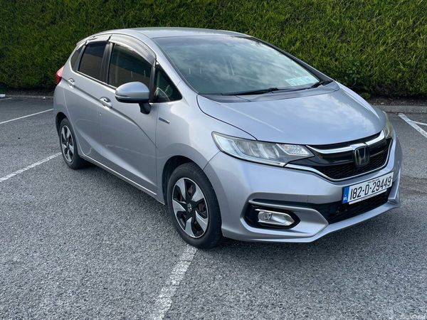 Honda Fit Hatchback, Petrol Hybrid, 2018, Silver