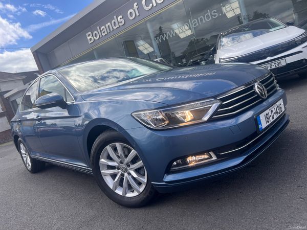 Volkswagen Passat Saloon, Diesel, 2018, Blue