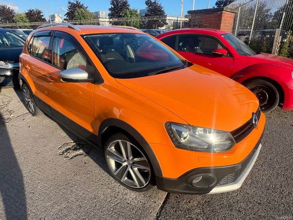 Volkswagen Polo Hatchback, Petrol, 2012, Orange