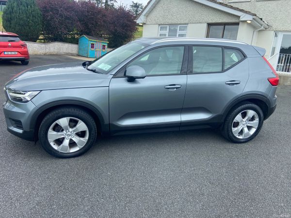 Volvo XC40 SUV, Diesel, 2019, Grey