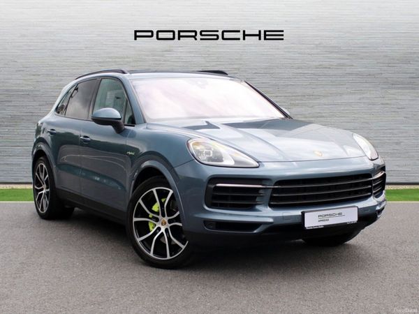 Porsche Cayenne SUV, Petrol Plug-in Hybrid, 2020, Blue