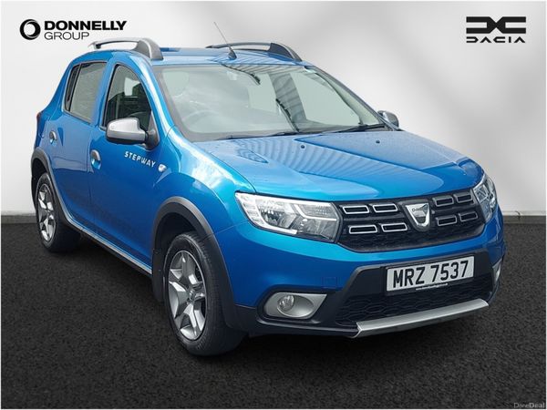 Dacia Sandero Stepway Hatchback, Diesel, 2017, Blue