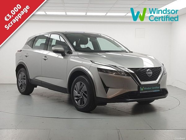 Nissan Qashqai MPV, Petrol, 2022, Grey