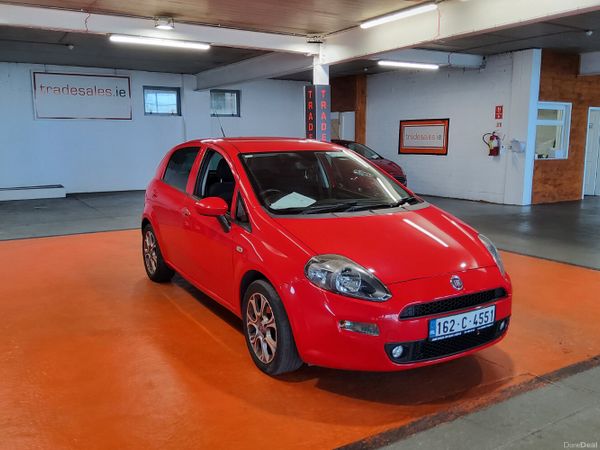 Fiat Punto Hatchback, Petrol, 2016, Red