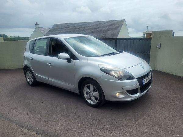 Renault Scenic MPV, Diesel, 2010, Silver