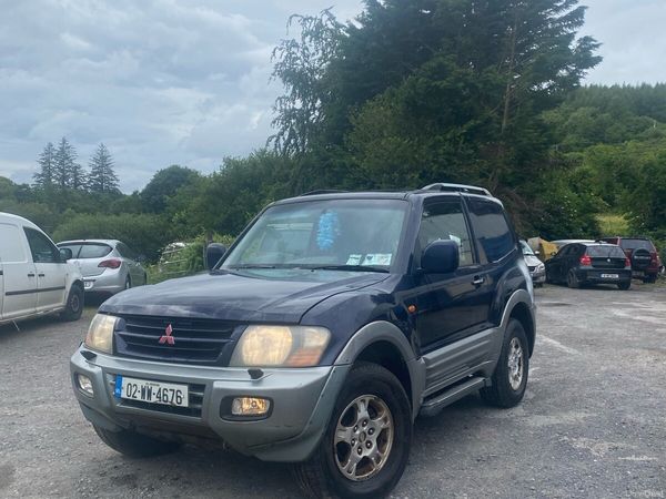 Mitsubishi Pajero SUV, Diesel, 2002, Blue