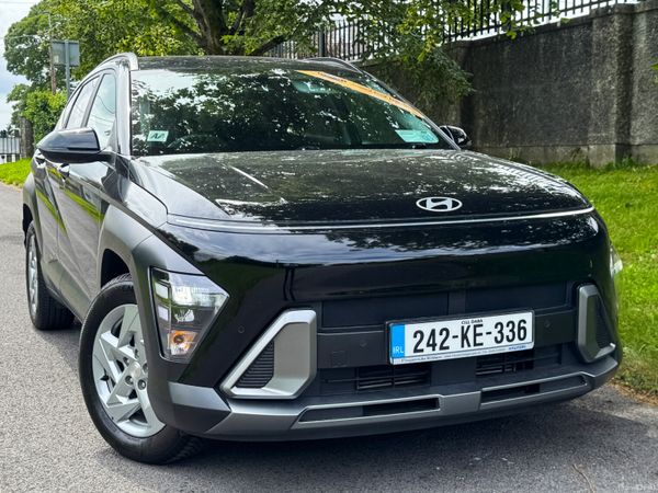 Hyundai KONA MPV, Petrol, 2024, Black